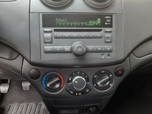 Chevrolet Aveo 1.2 16v LS  - Foto 12
