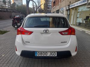 Toyota Auris 1.4 90D BUSINESS  - Foto 6
