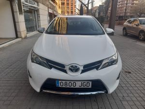 Toyota Auris 1.4 90D BUSINESS  - Foto 3