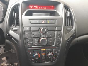 Opel Astra 1.4 Essentia  - Foto 15