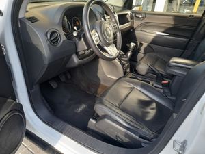 Jeep Compass 2.2 CRD North 4X2 136CV  - Foto 12