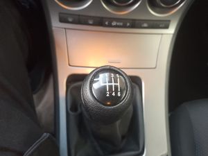 Mazda 3 2.2 CRTD 150cv Luxury  - Foto 17