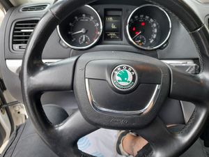 Skoda Yeti 1.2 TSI Active  - Foto 16