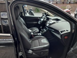 Ford Kuga 2.0 TDCi 110kW 4x2 ASS Trend  - Foto 9