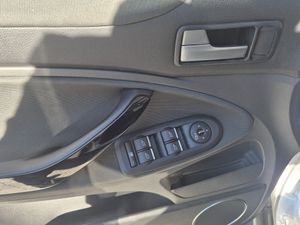 Ford Kuga 2.0 TDCi 160cv 4WD Titanium S Powershift  - Foto 22