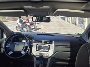 Ford Kuga 2.0 TDCi 160cv 4WD Titanium S Powershift  - Foto 8