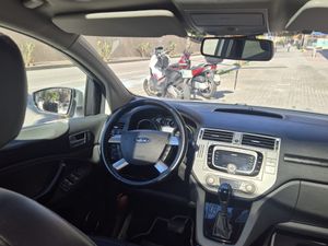 Ford Kuga 2.0 TDCi 160cv 4WD Titanium S Powershift  - Foto 10