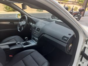 Mercedes Clase C C 200 CDI Blue Efficiency Avantgrde  - Foto 11