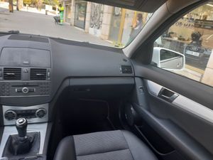 Mercedes Clase C C 200 CDI Blue Efficiency Avantgrde  - Foto 9