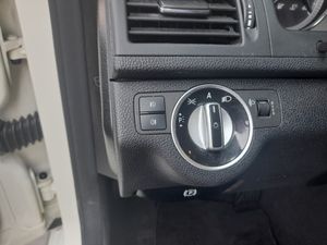 Mercedes Clase C C 200 CDI Blue Efficiency Avantgrde  - Foto 19