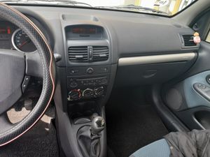 Renault Clio Base Authentique 1.2  - Foto 12