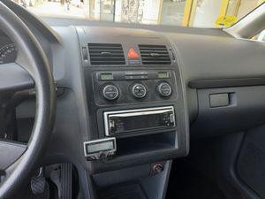 Volkswagen Touran 1.9 TDI ADVANCE  - Foto 14