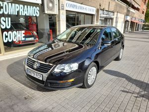 Volkswagen Passat Advance 2.0 TDI 140 CV  - Foto 2