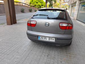 Seat Leon 1.9 TDI Signa 110 CV  - Foto 6