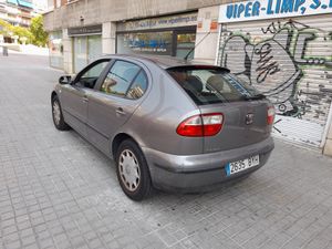 Seat Leon 1.9 TDI Signa 110 CV  - Foto 7