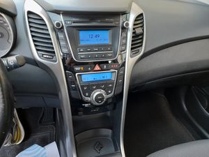 Hyundai i30 5p 1.6 CRDI 110 CV City  - Foto 13