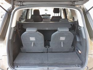 Citroën Grand C4 Picasso HDi 115 Airdream Attraction  - Foto 11