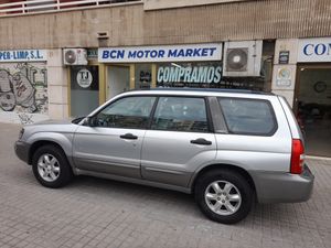 Subaru Forester 2.0 Trek  - Foto 9