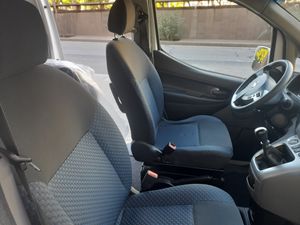 Nissan e-NV200 EVALIA 1.5dCi 90CV COMFORT 7 · Diésel  - Foto 23