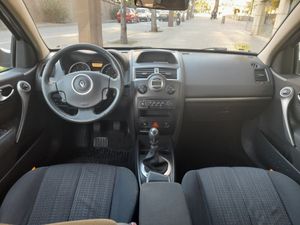 Renault Megane Confort Authentique 1.5 dCi105  - Foto 9
