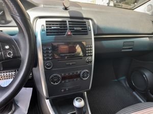 Mercedes Clase B B 200 Turbo  - Foto 13