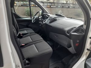 Ford Tourneo Custom 2.2 TDCI 125cv 300 L1 Titanium  - Foto 9