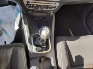 Renault Megane Authentique 1.6 16v 100cv  - Foto 13