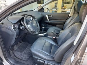 Nissan Qashqai 1.6 TEKNA PREMIUM 4X2 17 Piel Negra  - Foto 8