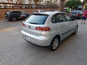 Seat Ibiza 1.4i 16v STELLA  - Foto 5