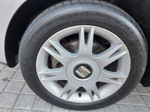 Seat Ibiza 1.4i 16v STELLA  - Foto 14