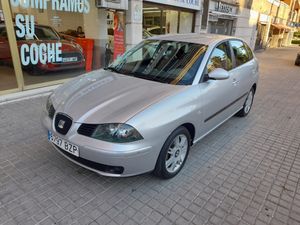 Seat Ibiza 1.4i 16v STELLA  - Foto 2