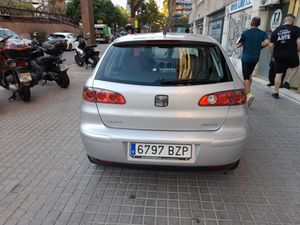 Seat Ibiza 1.4i 16v STELLA  - Foto 6