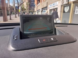 Peugeot 5008 Allure 1.6 BlueHDi 88KW 120CV  - Foto 14