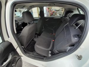 Fiat Punto 1.2 8v Easy 69 CV SS Gasolina  - Foto 14