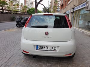 Fiat Punto 1.2 8v Easy 69 CV SS Gasolina  - Foto 6