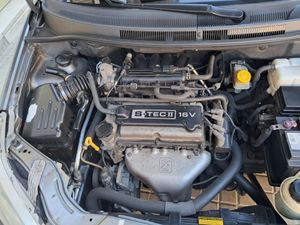 Chevrolet Aveo 1.2 16v LS  - Foto 11
