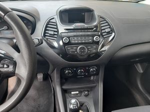 Ford Ka + 1.2 TiVCT Ultimate  - Foto 10