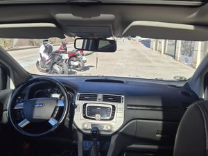 Ford Kuga 2.0 TDCi 160cv 4WD Titanium S Powershift  - Foto 8