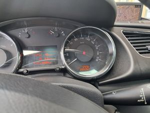 Peugeot 3008 Premium 1.6 HDI 110 FAP  - Foto 22