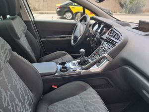 Peugeot 3008 Premium 1.6 HDI 110 FAP  - Foto 7
