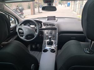 Peugeot 3008 Premium 1.6 HDI 110 FAP  - Foto 10