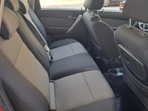 Chevrolet Aveo 1.4 16v LT  - Foto 6