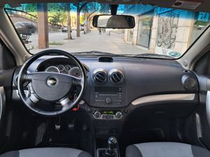 Chevrolet Aveo 1.4 16v LT  - Foto 7