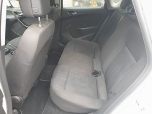 Opel Astra 1.4 Essentia  - Foto 11
