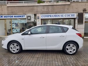 Opel Astra 1.4 Essentia  - Foto 8