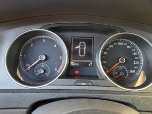 Volkswagen Golf 5p BlueMotion 1.6 TDI 105 CV  - Foto 19