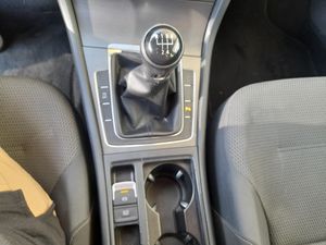 Volkswagen Golf 5p BlueMotion 1.6 TDI 105 CV  - Foto 16