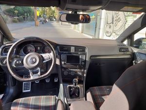 Volkswagen Golf GTI 2.0 TSI 220cv BMT  - Foto 12