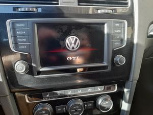 Volkswagen Golf GTI 2.0 TSI 220cv BMT  - Foto 14