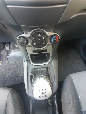 Ford Fiesta 1.4 TDCi Trend · Diésel  - Foto 13